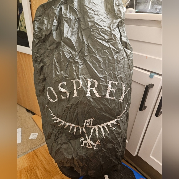 Osprey UltraLight hiking backpack Raincover. Medium. - Picture 1 of 6
